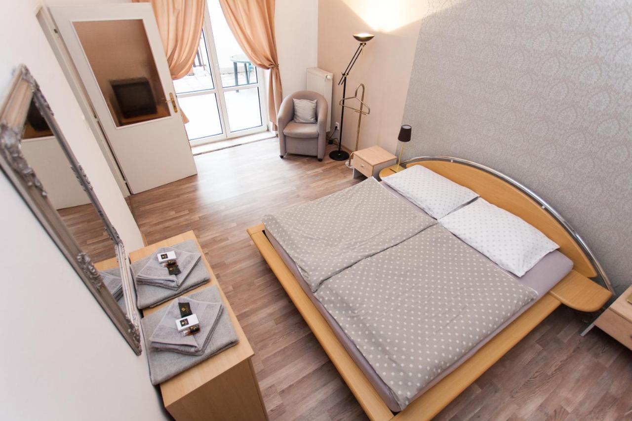 Avenida Park Hotel تبليتسه المظهر الخارجي الصورة
